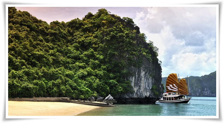 Halong Bay Vietnam