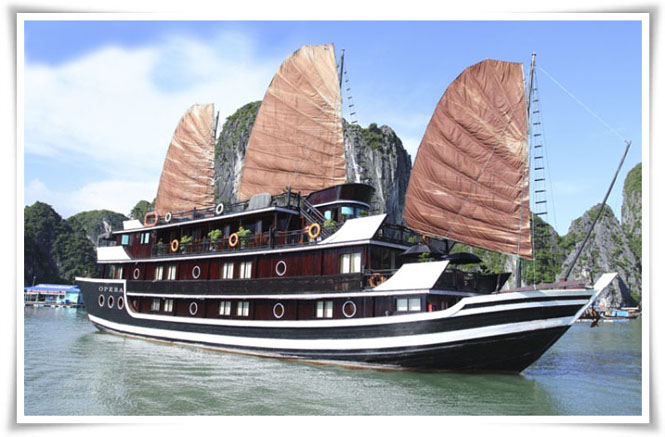 Halong Opera cruise
